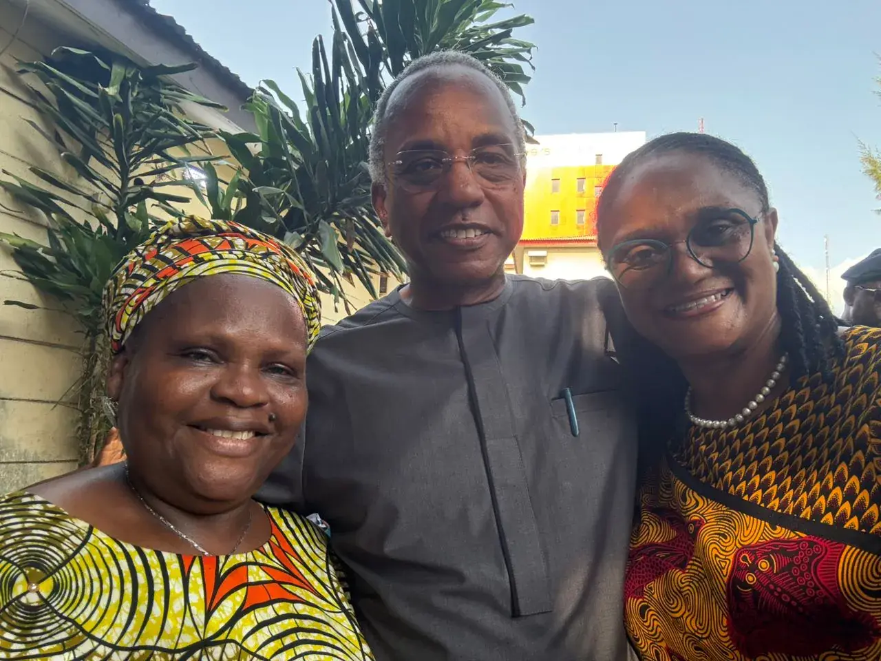 Funso Doherty and Orode Doherty with a guest during his visit to Eti-Osa.